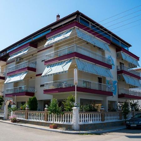 Niki Apartments Paralia Dionysiou Exteriér fotografie