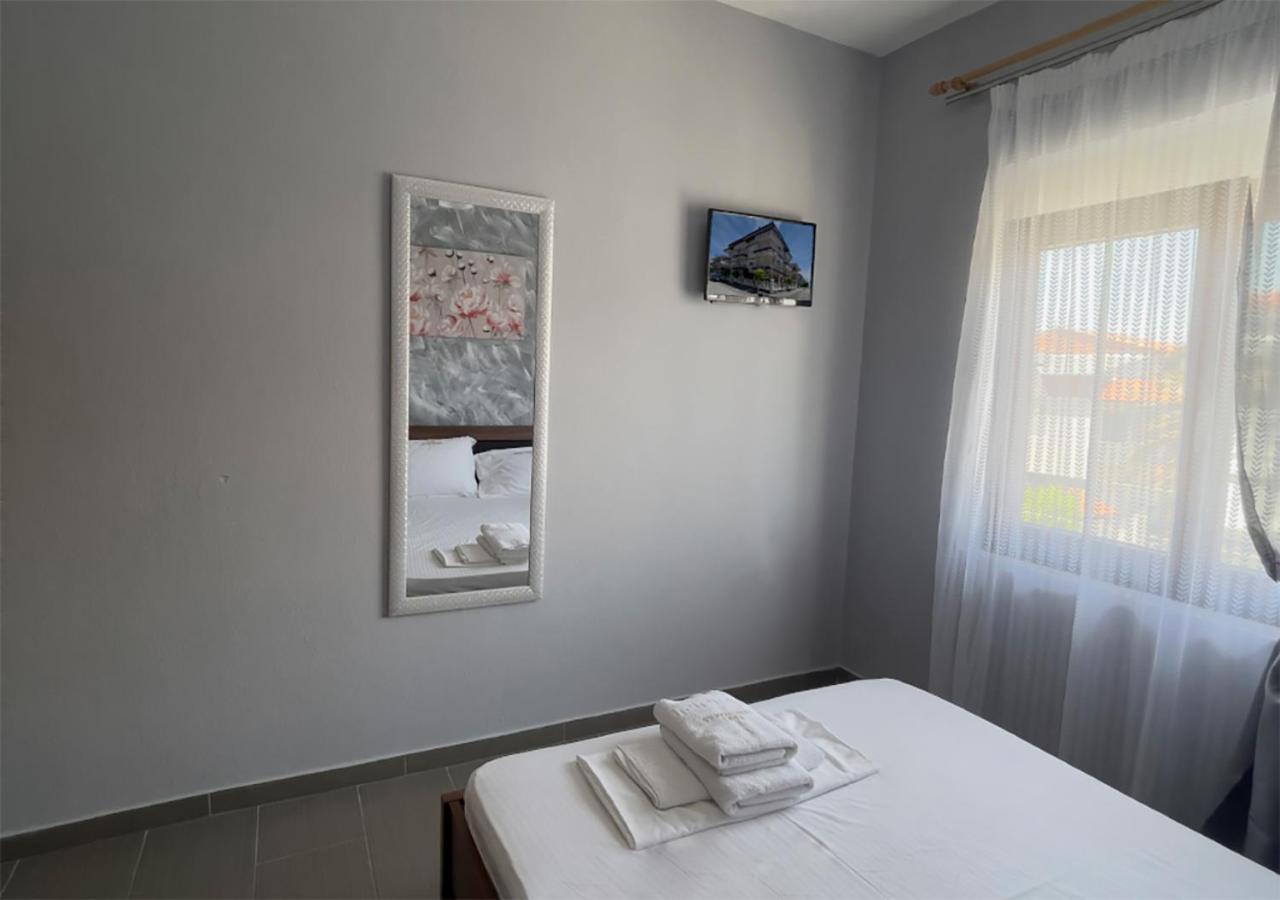Niki Apartments Paralia Dionysiou Exteriér fotografie
