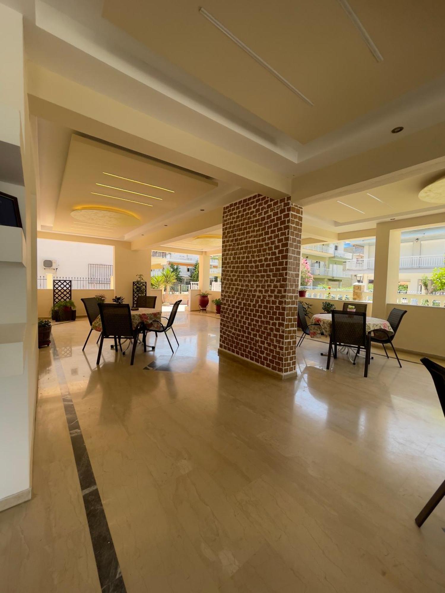 Niki Apartments Paralia Dionysiou Exteriér fotografie